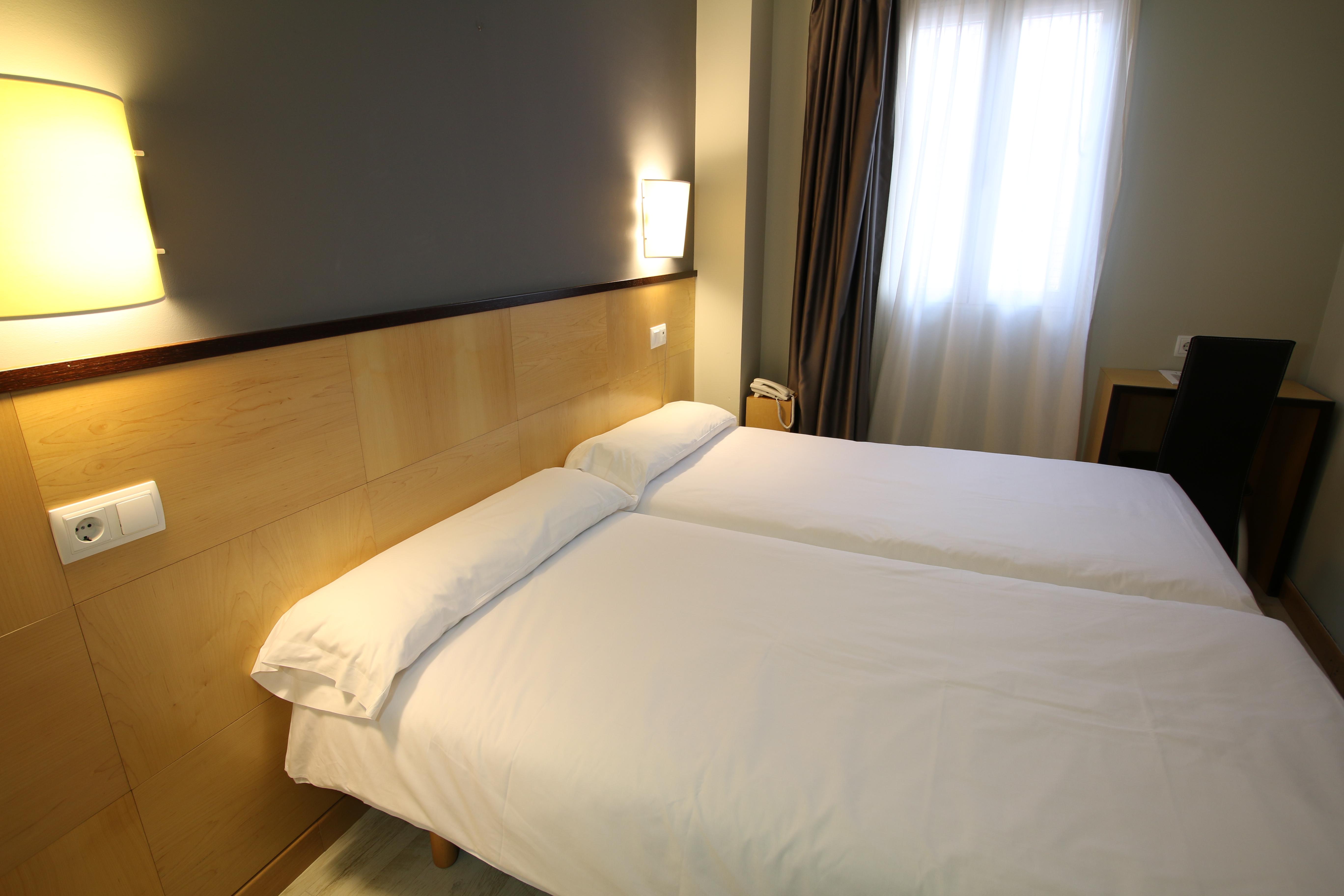 Hotel Alda Entrearcos Burgo Zewnętrze zdjęcie